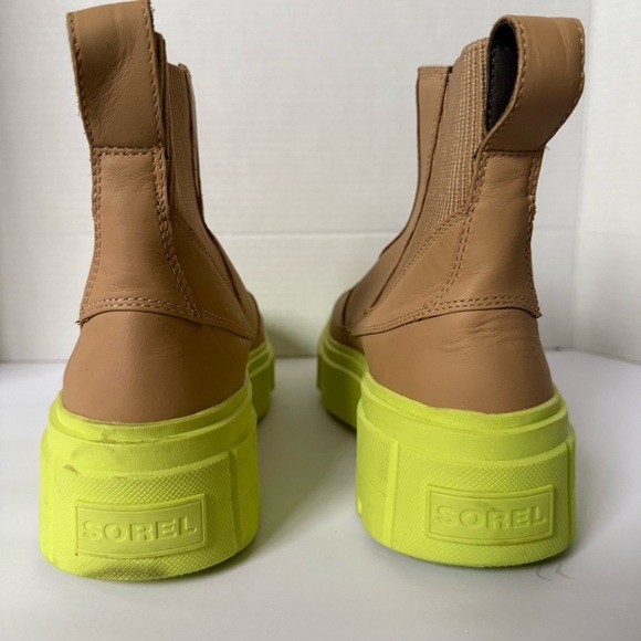 Sorel CARIBOU X Waterproof Platform Chelsea Boot (Women) Size 9.5 - Picture 5 of 11